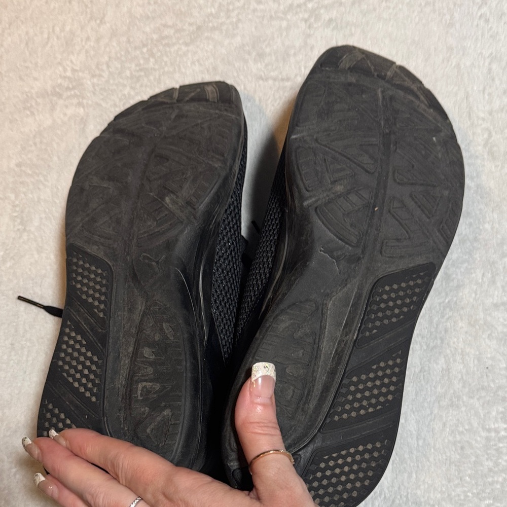 Puma Black Athletic Shoes - Picture 4 of 4